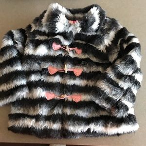 Betsy Johnson Sz 4T  Faux Fur Winter Coat